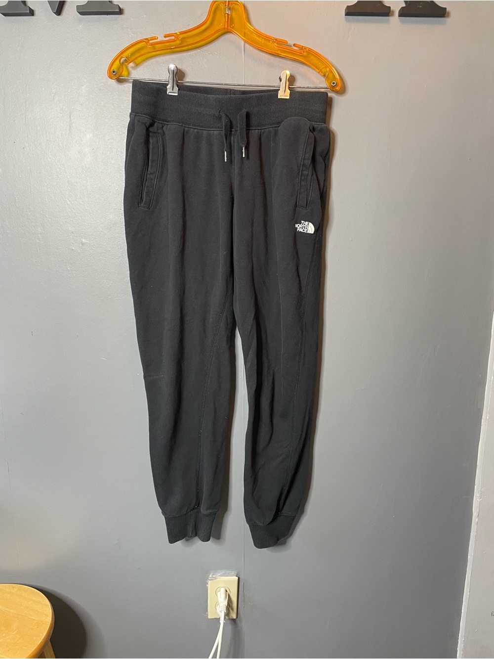 The North Face Women's Black Fleece Jogger Pants size large